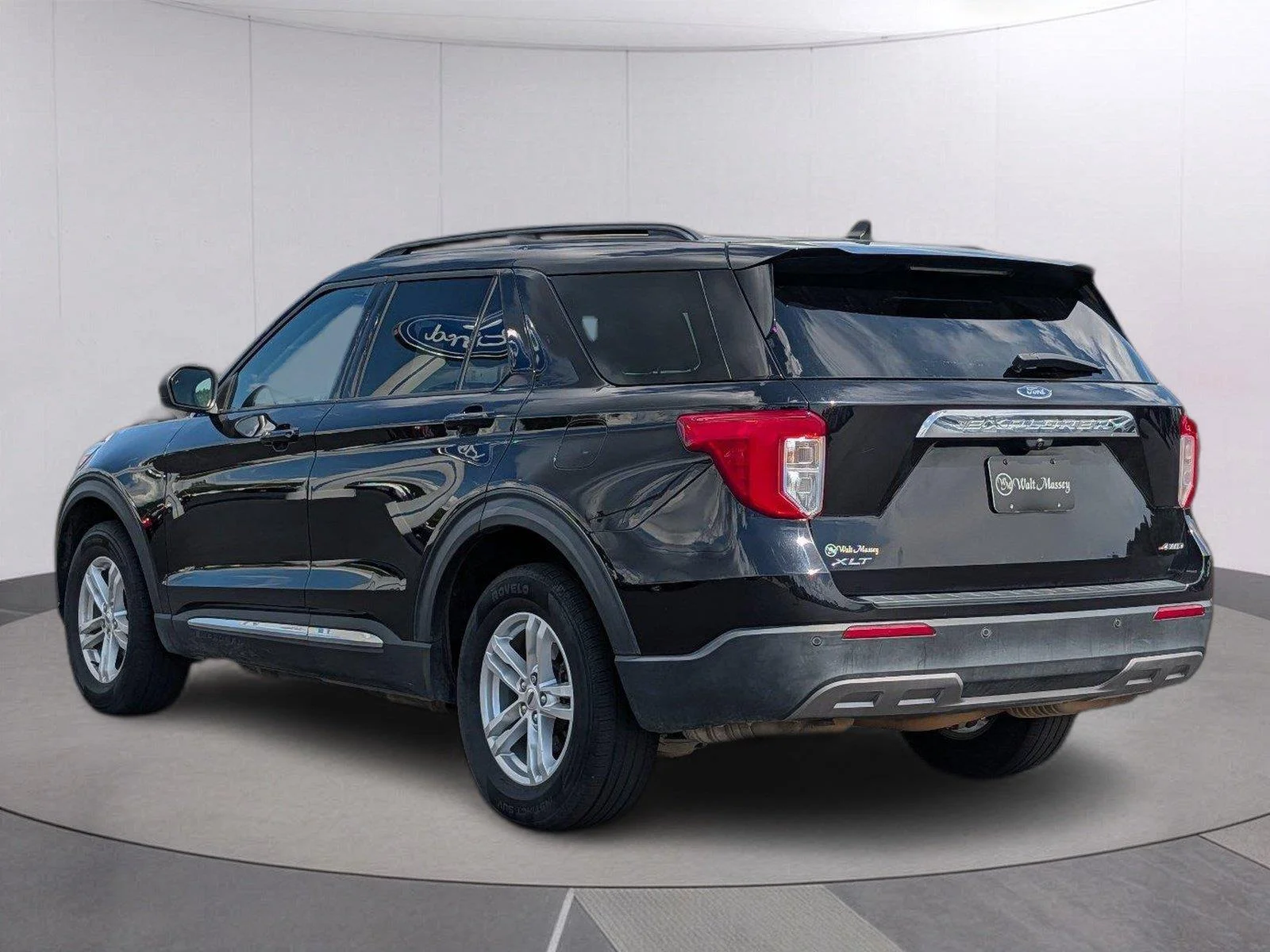 Used 2022 Agate Black Ford XLT image 3