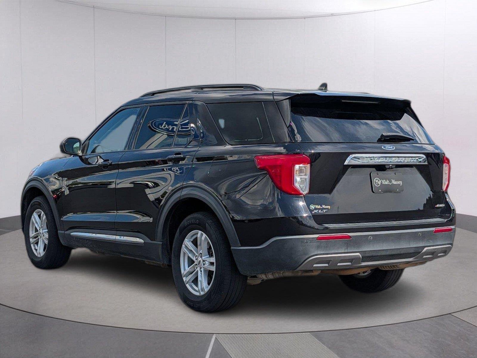 Used 2022 Agate Black Ford XLT image 3
