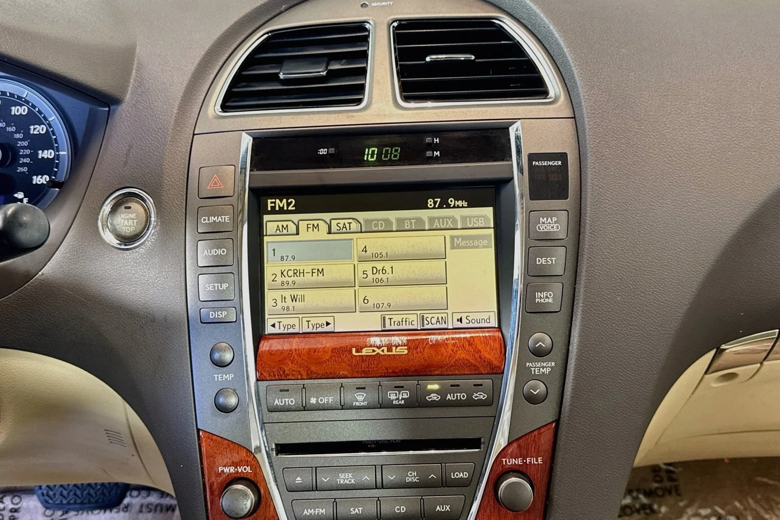 Used 2011 Satin Cashmere Metallic Lexus  image 14