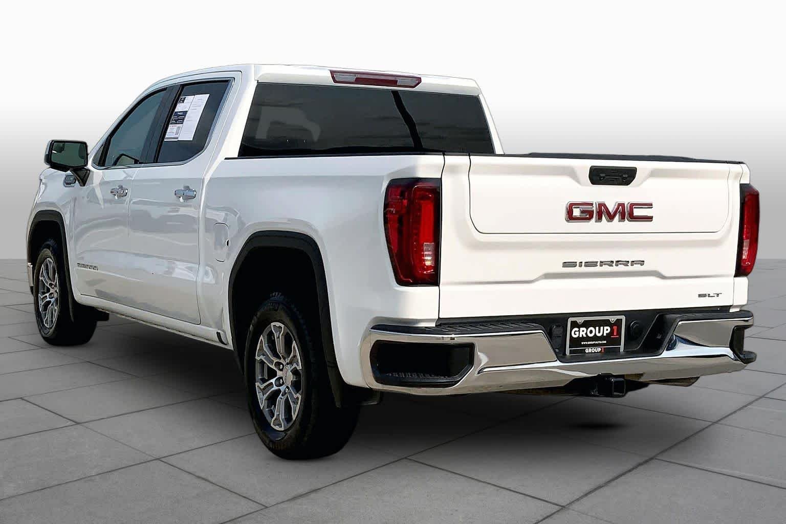 2025 GMC Sierra 1500 SLT - Photo 12