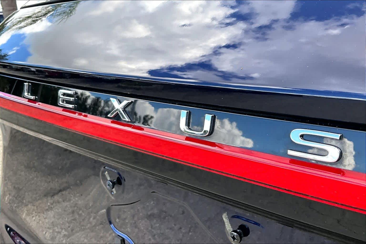 Used 2026 Nightfall Mica Lexus Premium+ image 29