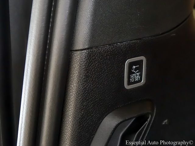 Used 2022 Black Jeep Series III image 30