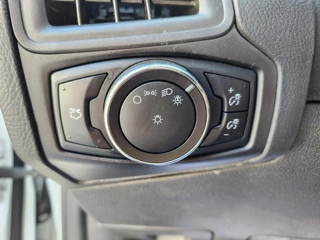 Used 2014 White Ford SE image 31