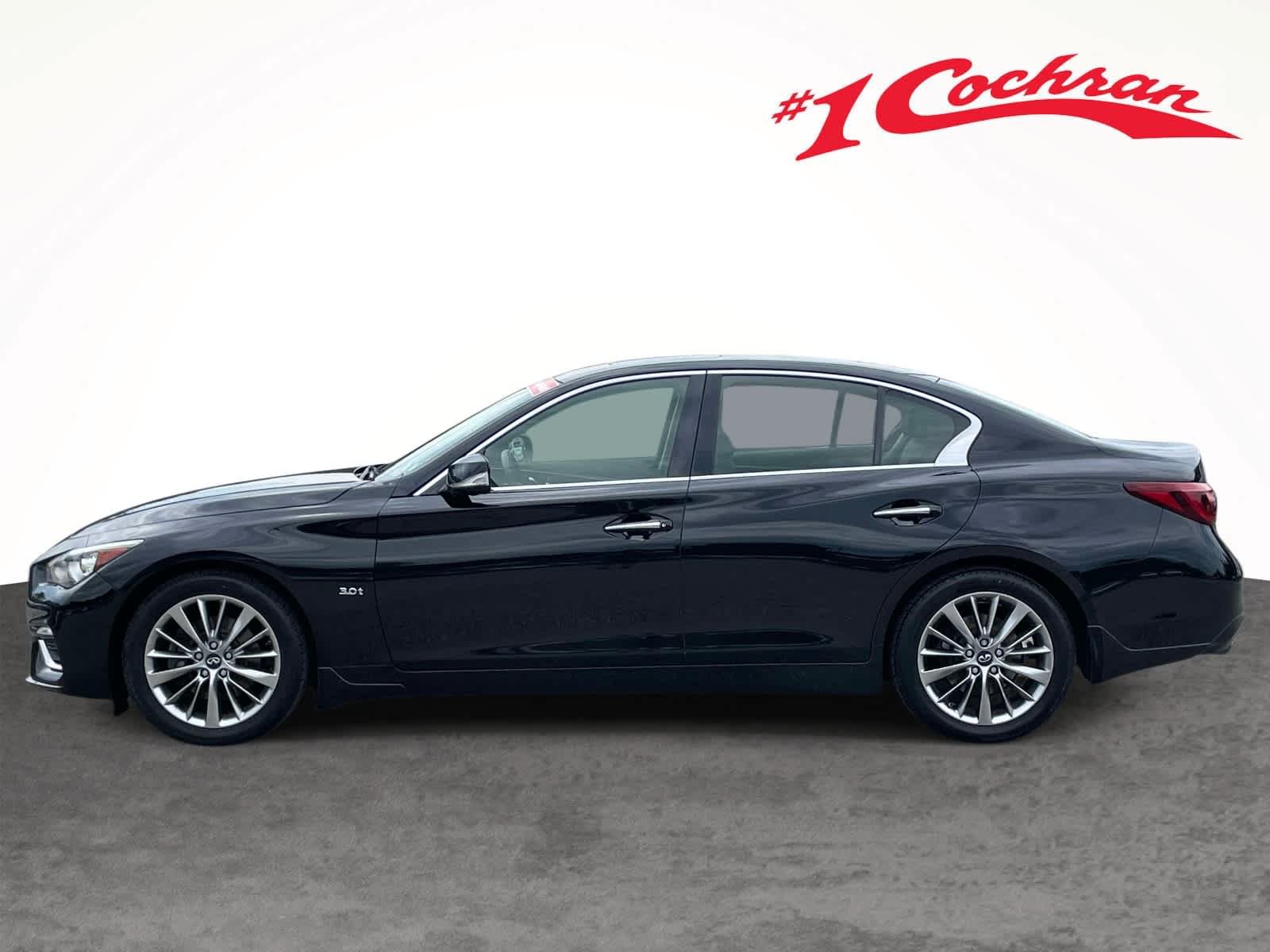 Used 2018 Black Obsidian INFINITI 3.0t LUXE image 10