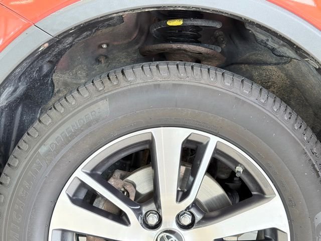Used 2016 Red Toyota XLE image 27