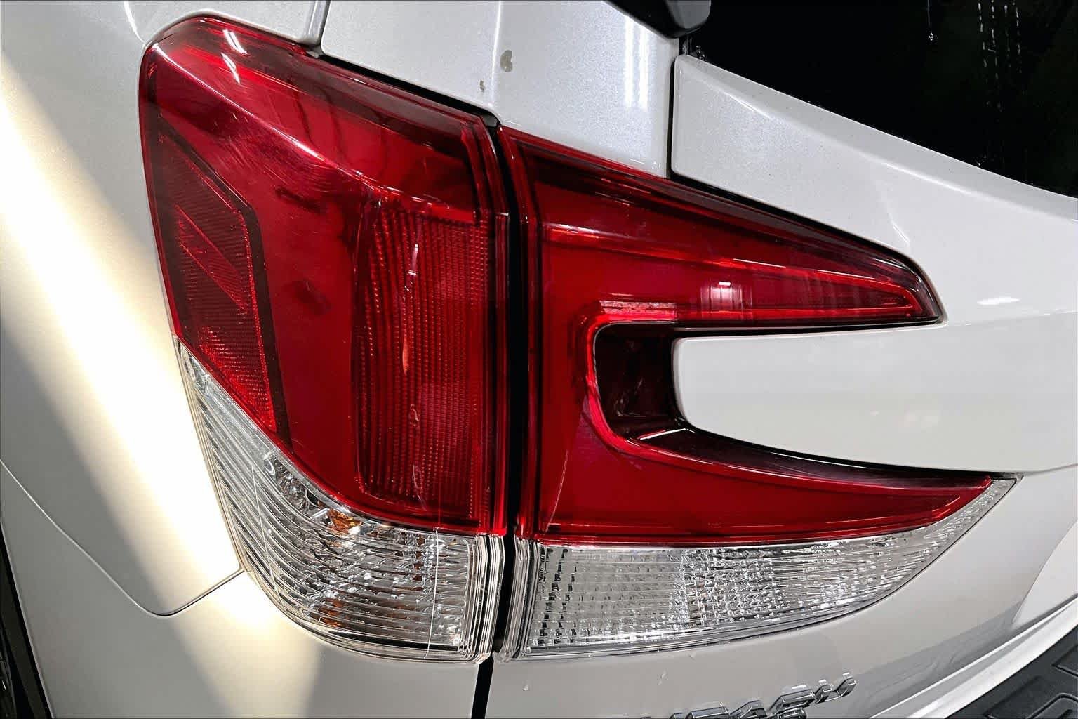 Used 2019 Crystal White Pearl Subaru Touring image 28