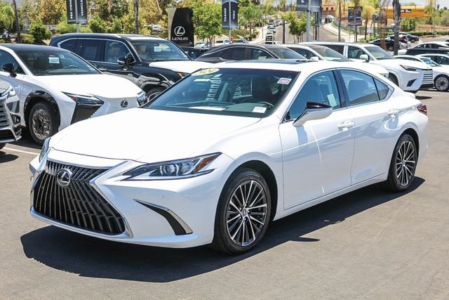 Certified Used 2024 EMINENT WHITE PEARL Lexus 300h image 3