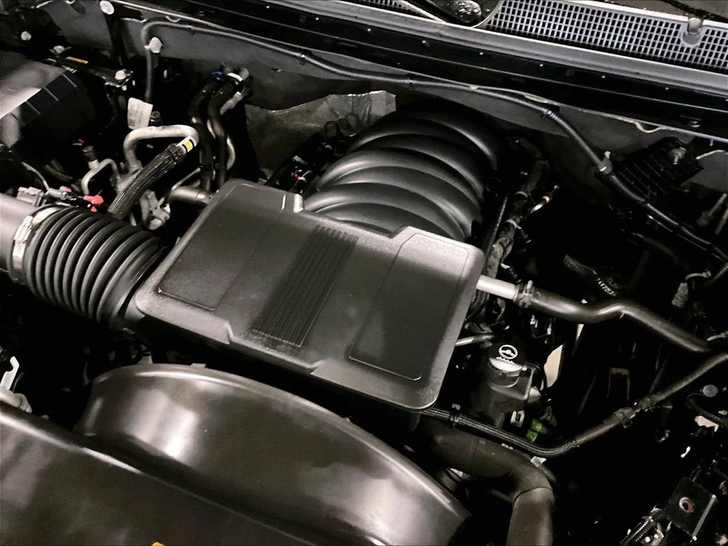 Used 2022 Black Chevrolet Custom image 36