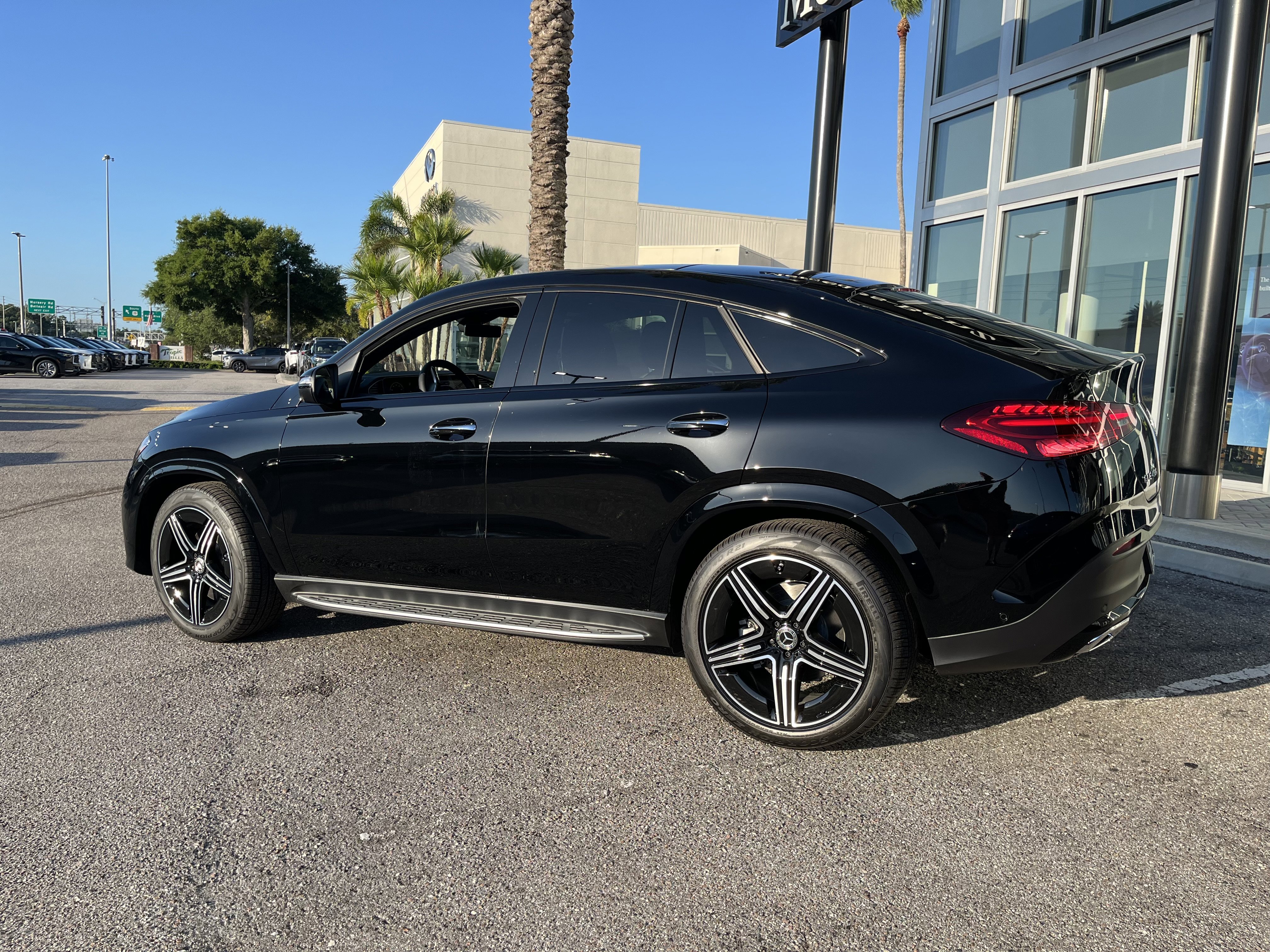 New 2026 Black Mercedes-Benz GLE 450 image 4