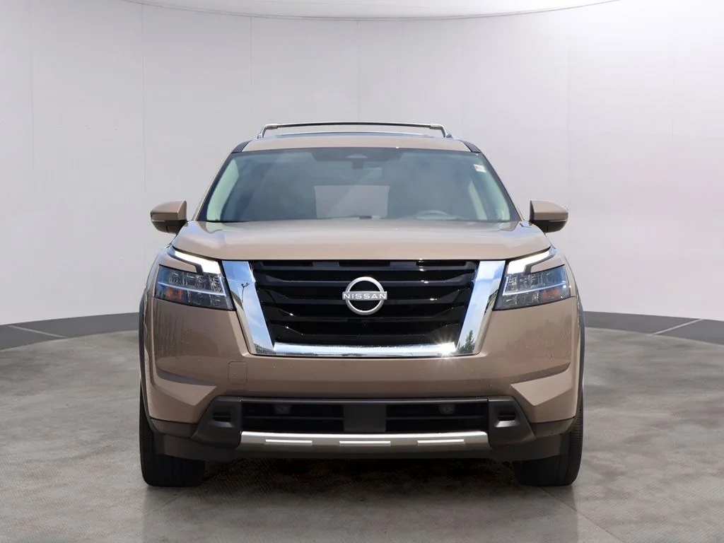 Used 2024 Beige Nissan Platinum image 25