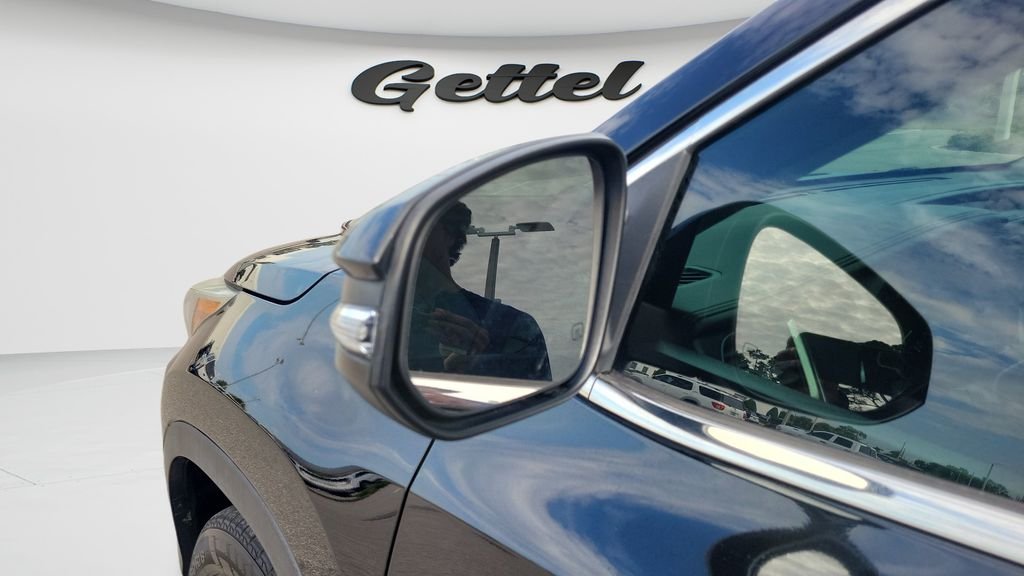 Used 2017 Black Toyota LE Plus image 26