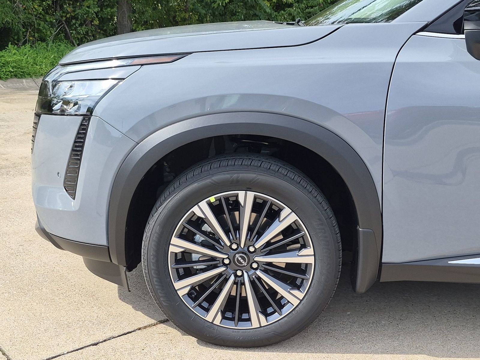 New 2026 Boulder Gray Pearl Nissan Platinum image 11