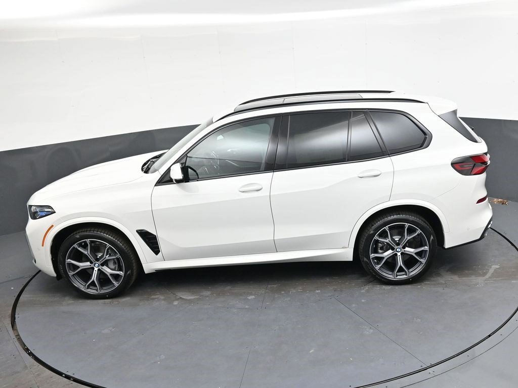 Used 2026 Alpine White BMW xDrive40i image 22