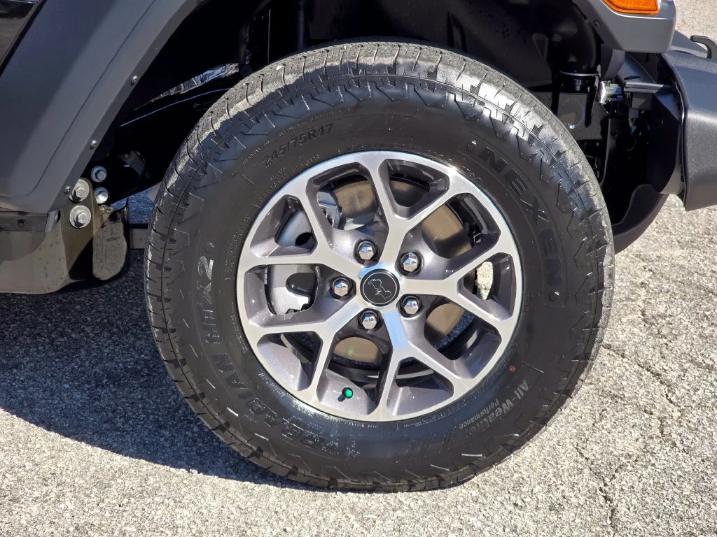 New 2027 Black Jeep Sport S image 14