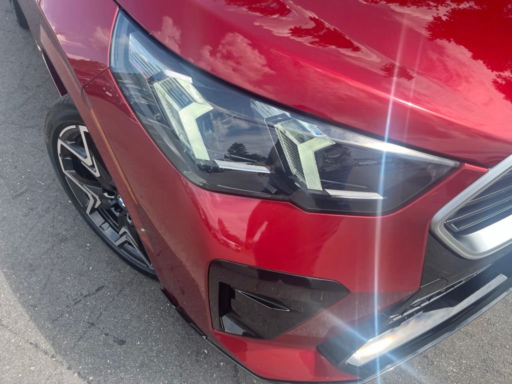 Used 2026 Vegas Red Metallic BMW M35i image 30