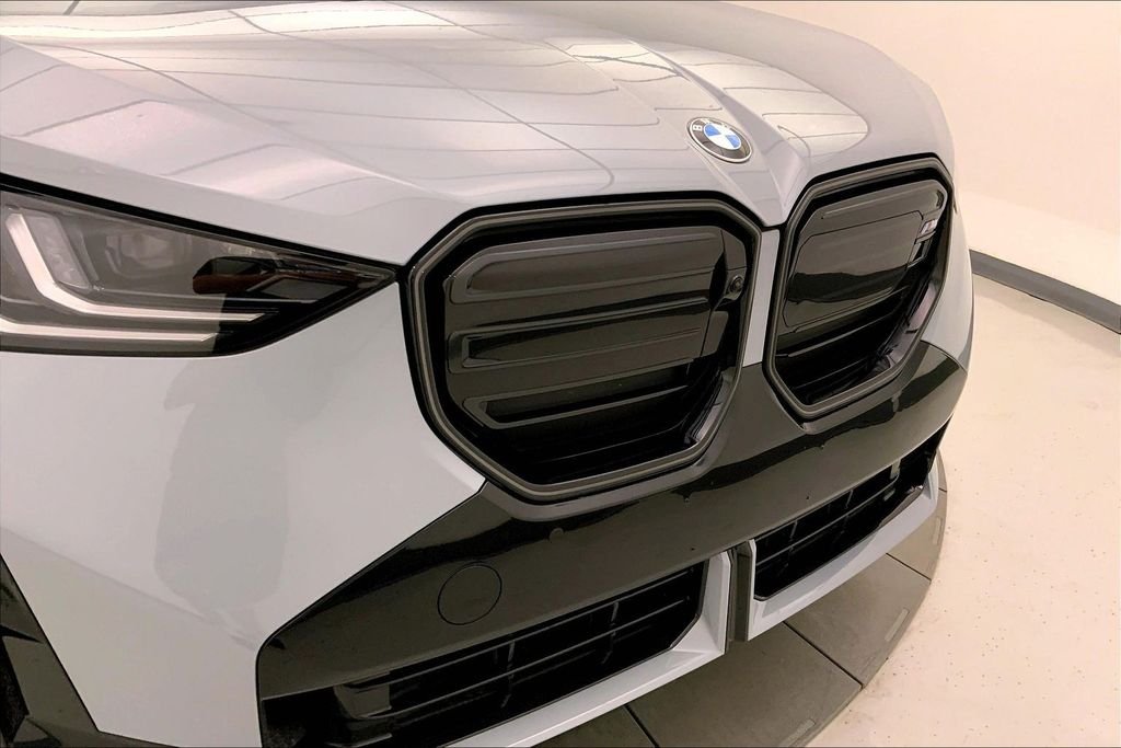Used 2026 Brooklyn Grey Metallic BMW  image 28