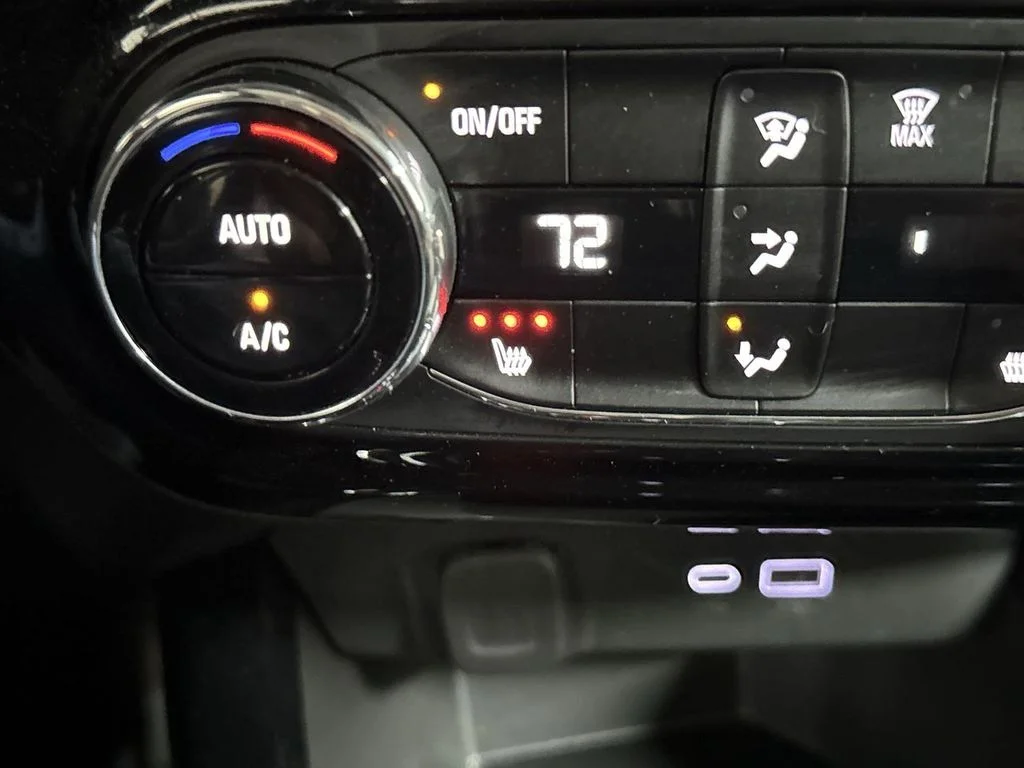 Used 2025 Crimson Chevrolet LT image 29