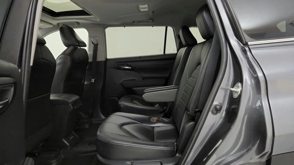 Used 2023 Gray Toyota XLE image 18