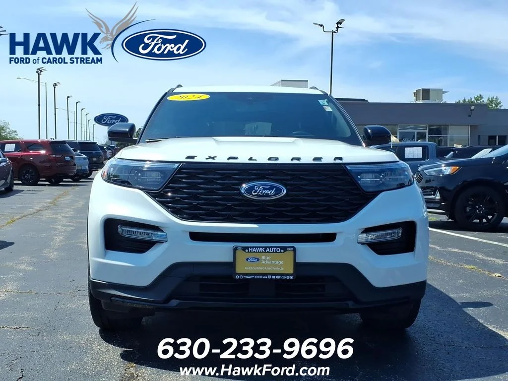 Certified Used 2024 White Metallic Ford ST-Line image 2