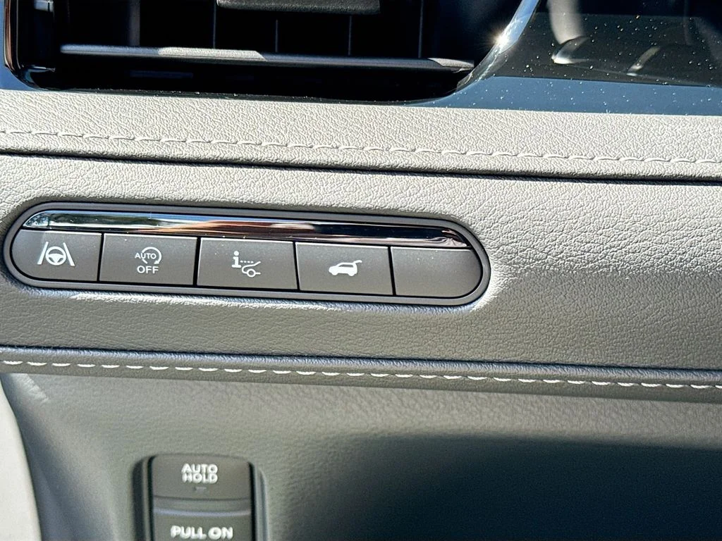 New 2027 DYNAMIC METAL INFINITI Luxe 4WD image 10
