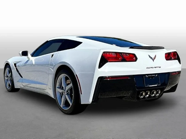 Used 2014 White Chevrolet Base image 5