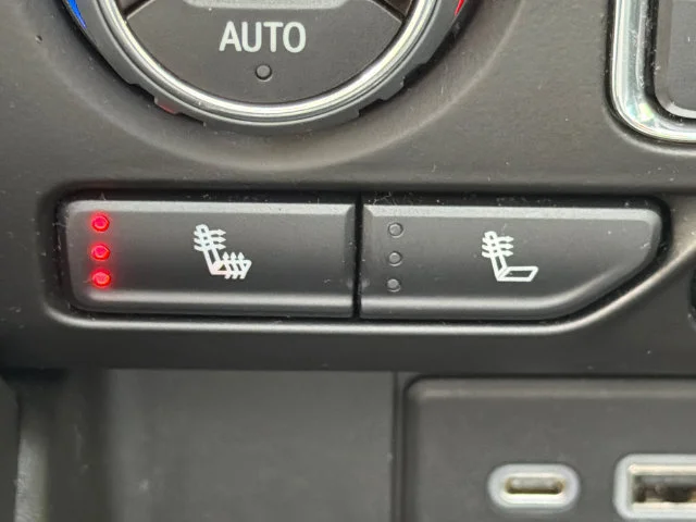 Used 2022 DARK ASH METALLIC Chevrolet LT image 31