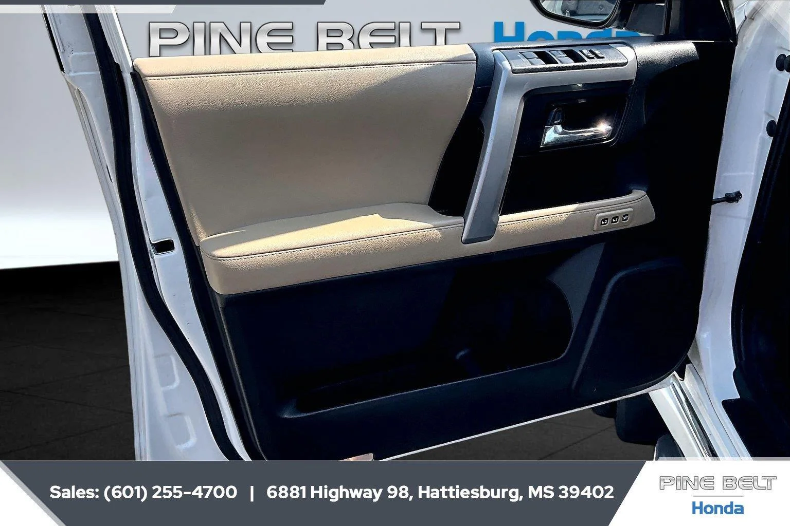 Used 2018 Blizzard Pearl Toyota Limited image 17