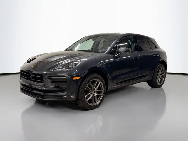 2026 Porsche Macan 
