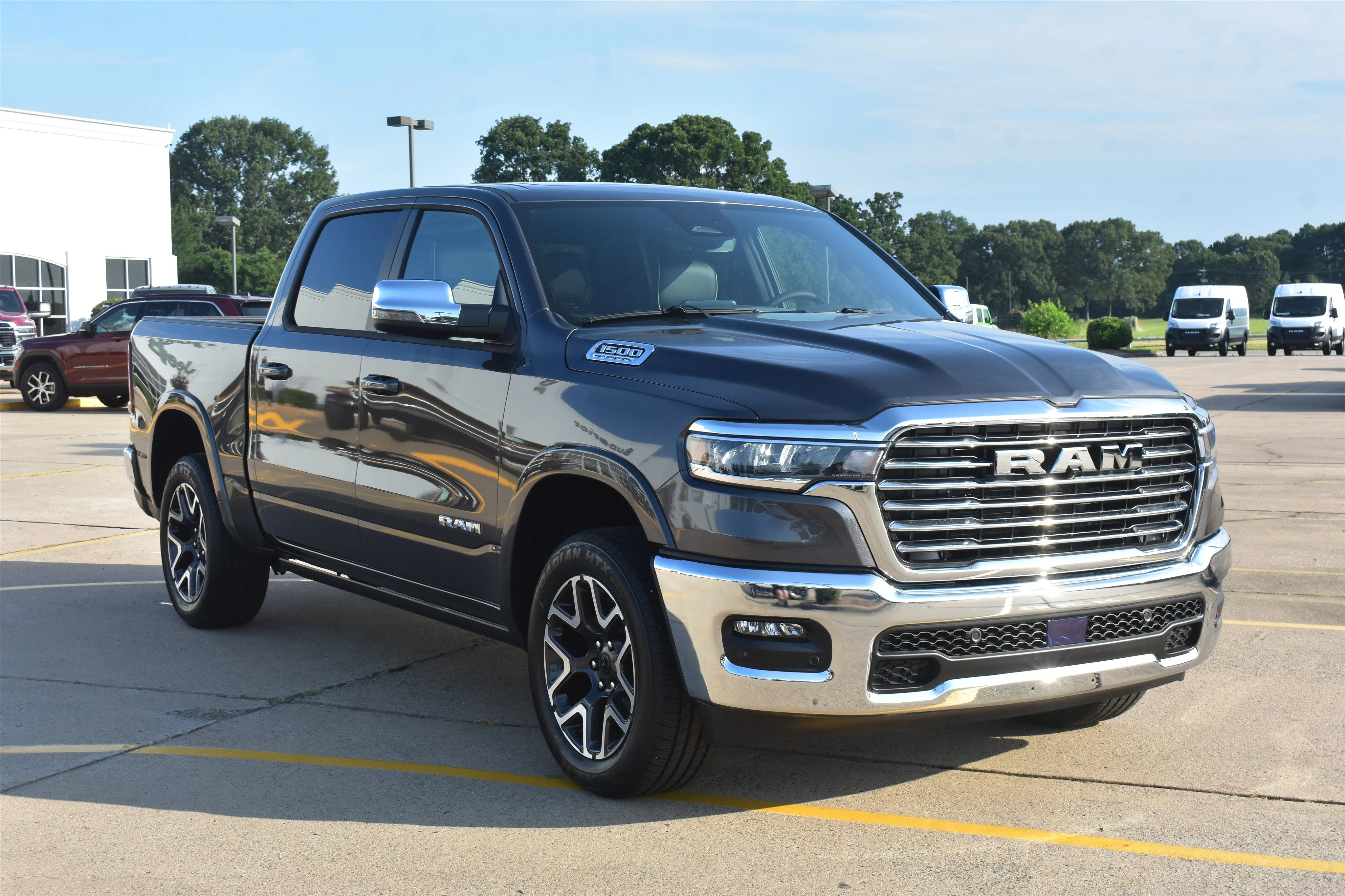New 2026 Granite Crystal Metallic Clearcoat Ram Laramie image 3