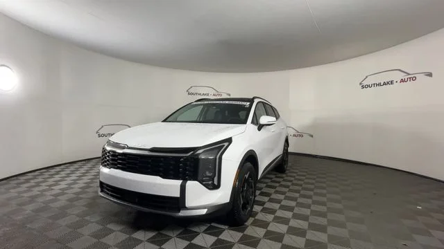 New 2026 Glacial White Pearl Kia EX image 3