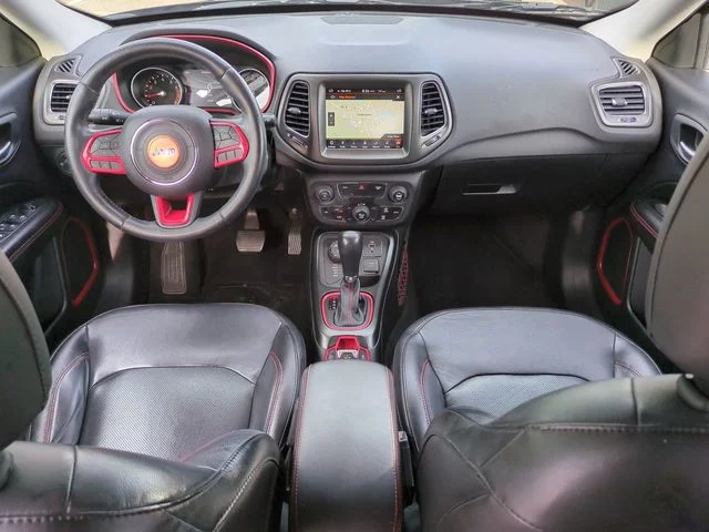 Used 2018 Black Jeep Trailhawk image 15