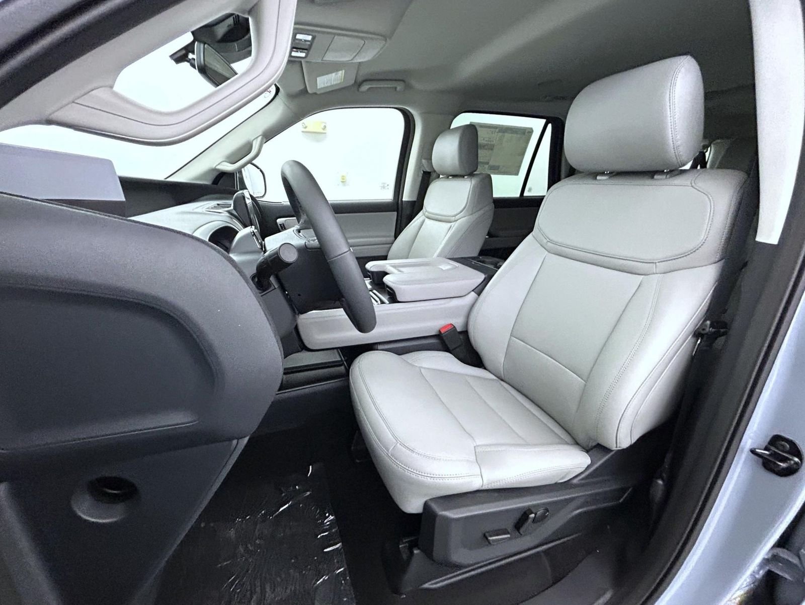 New 2027 Glacier Gray Metallic Tri-Coat Ford Active image 10