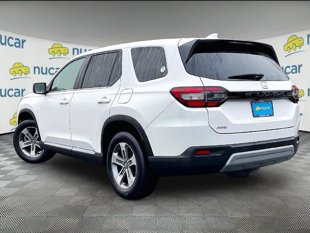 Used 2023 White Honda EX-L image 4