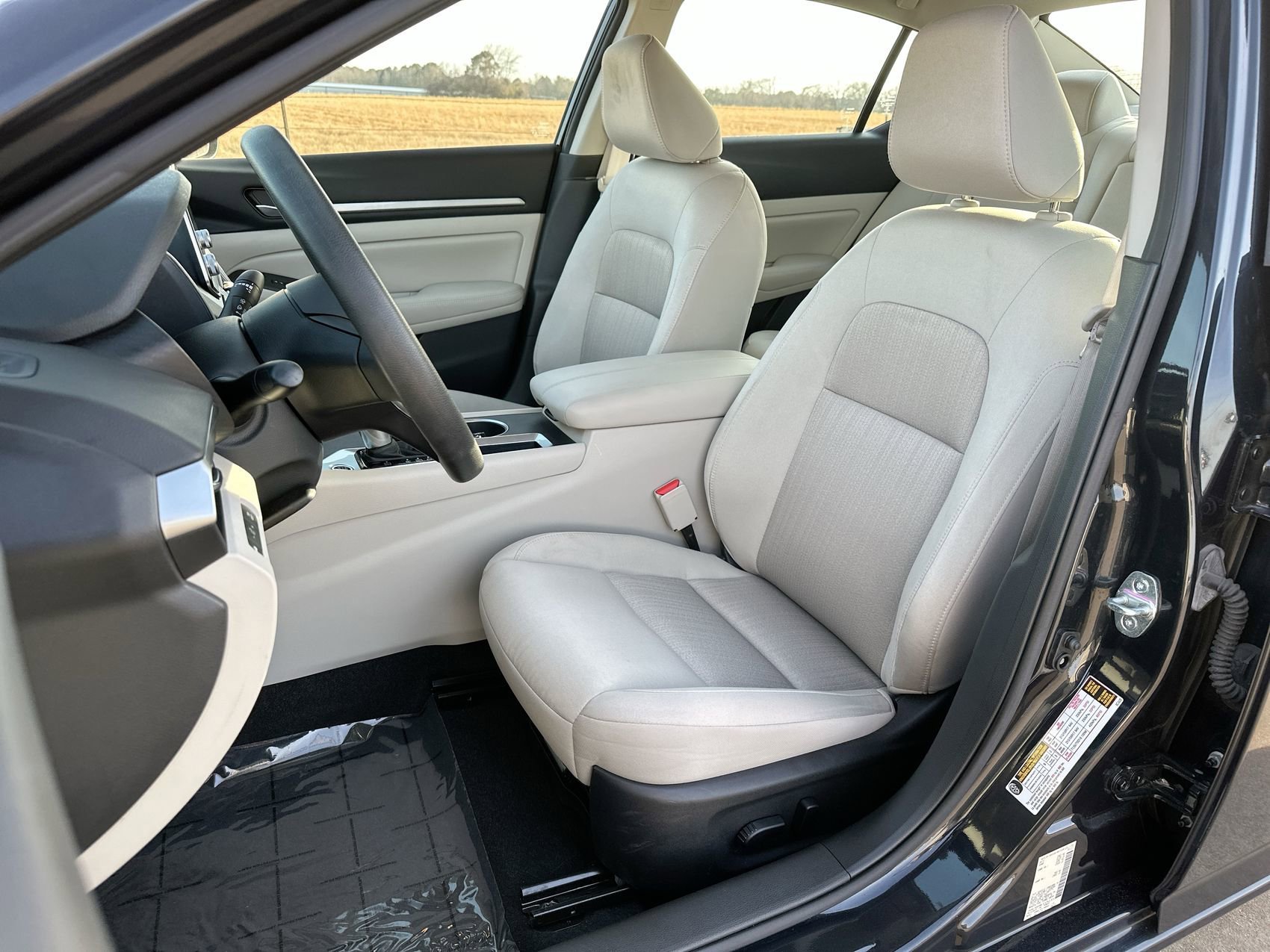 Used 2022 Storm Blue Metallic Nissan 2.5 SV image 11