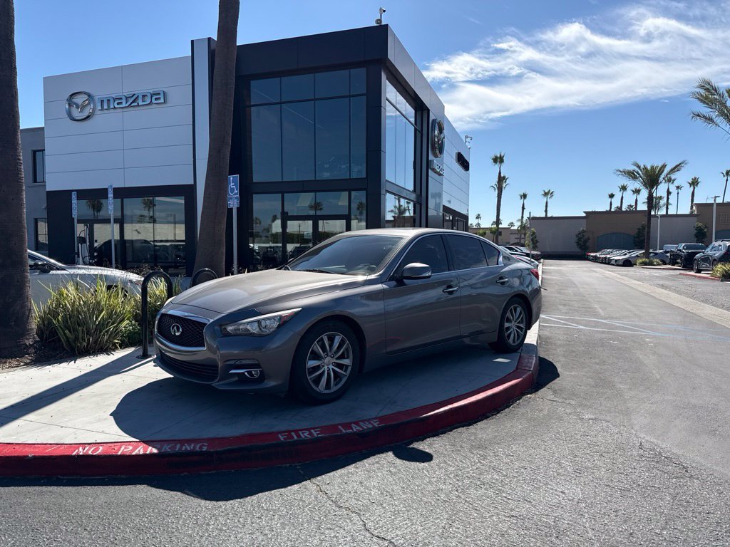 2015 INFINITI Q50