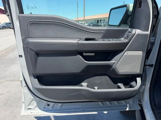 New 2026 Avalanche Ford Lariat image 11