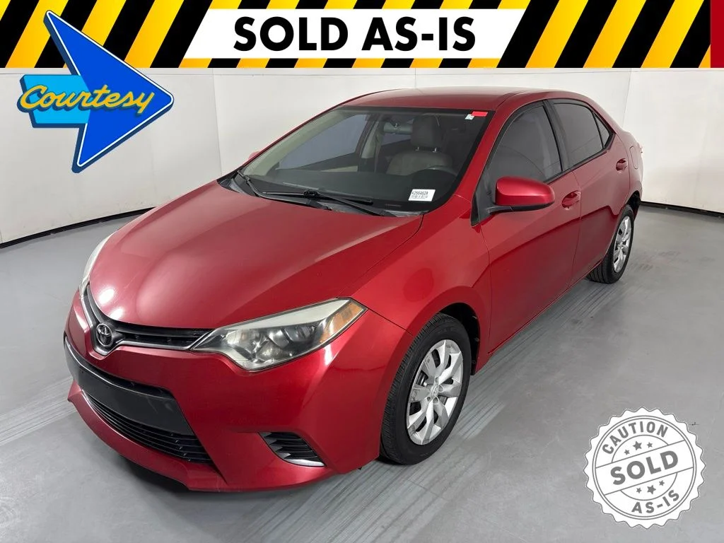 Used 2016 Red Toyota LE image 4