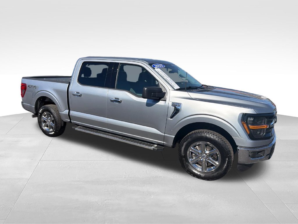 Used 2025 Silver Ford XLT image 6