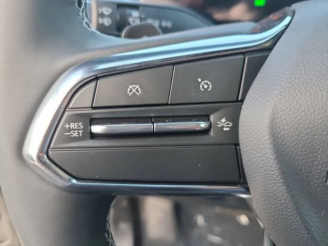 New 2026 Summit White Chevrolet LT - Extended Range image 23