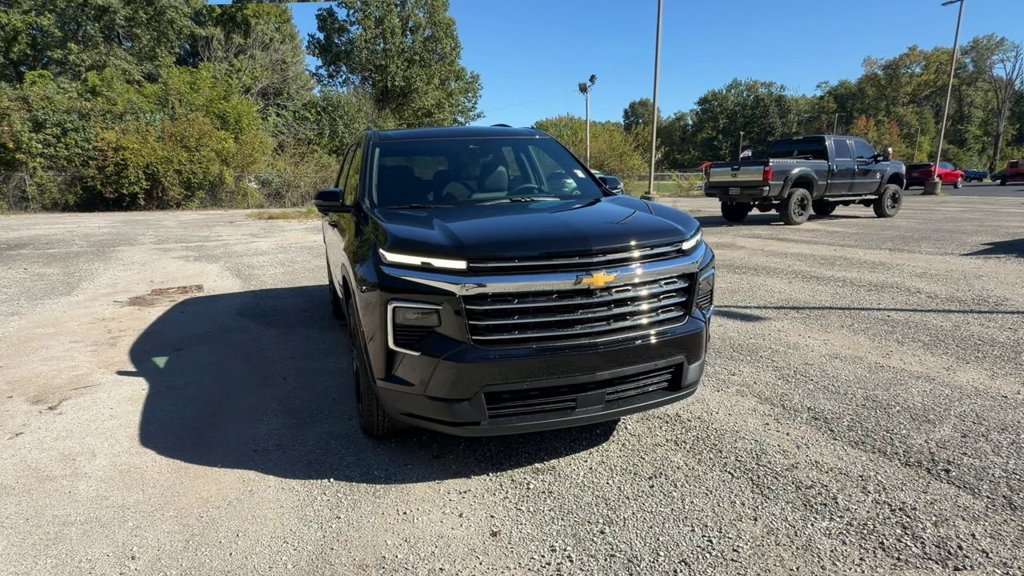 2027 Chevrolet Traverse LT - Photo 3