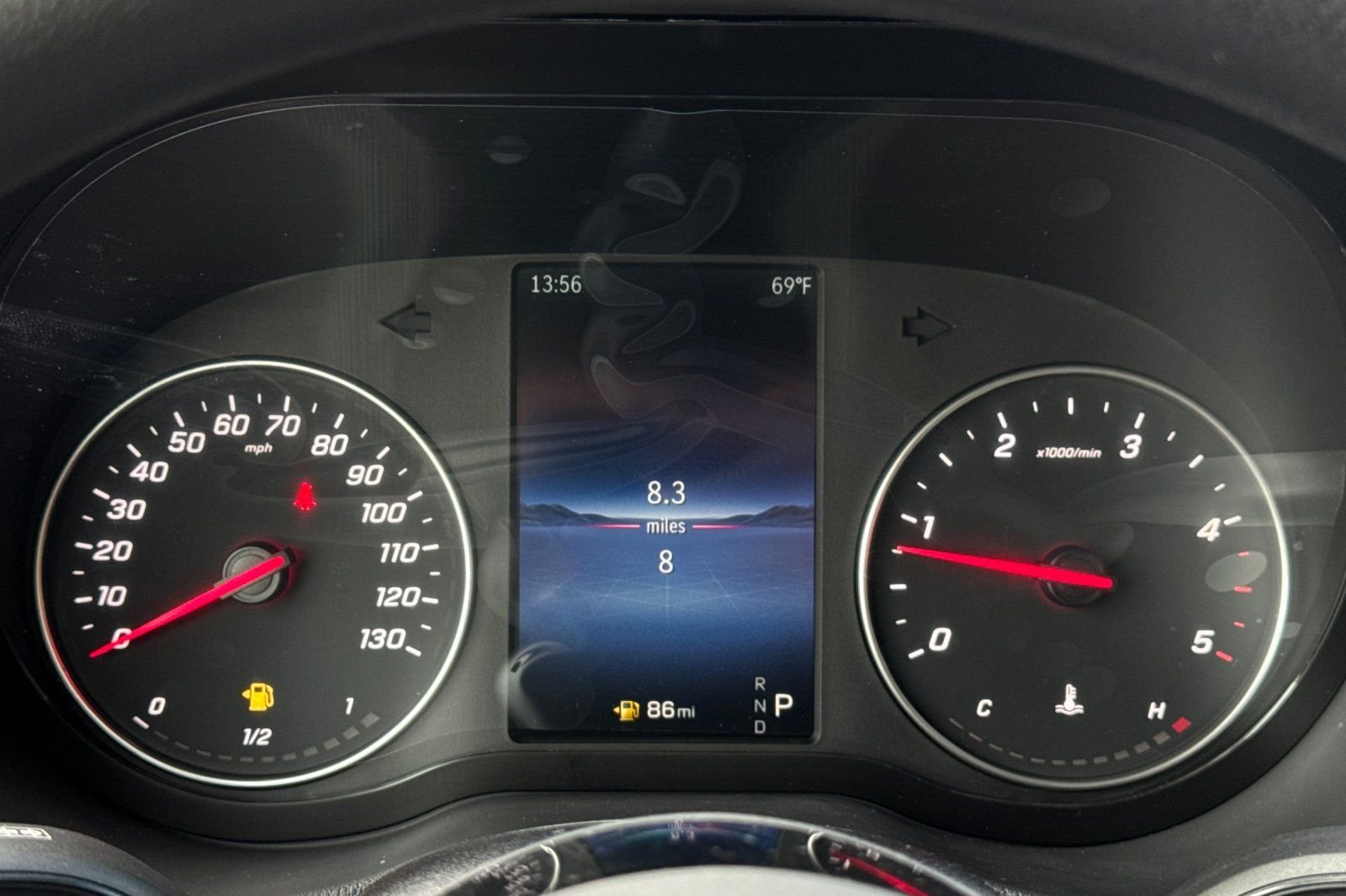 New 2026 Arctic+White Mercedes-Benz Cargo 144 WB image 4