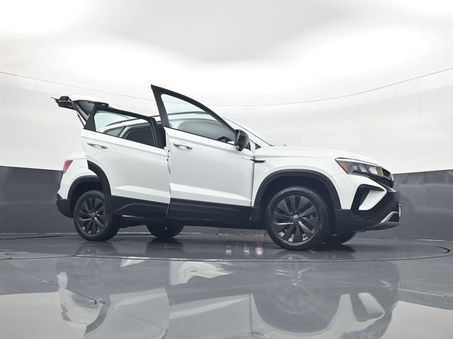 2023 Volkswagen Taos S - Photo 33
