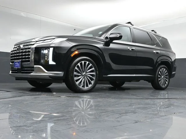 Certified Used 2025 Abyss Black Pearl Hyundai Calligraphy image 39