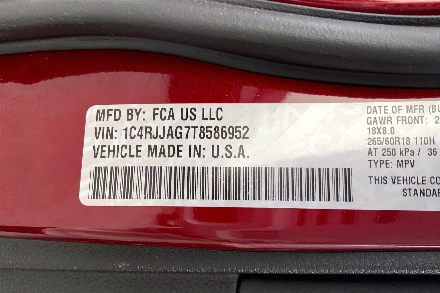 New 2026 Velvet Red Pearl-Coat Exterior Paint Jeep Laredo X image 18