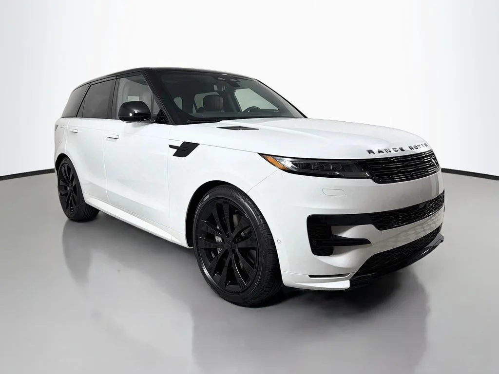 New 2026 Fuji White Land Rover Dynamic SE image 3