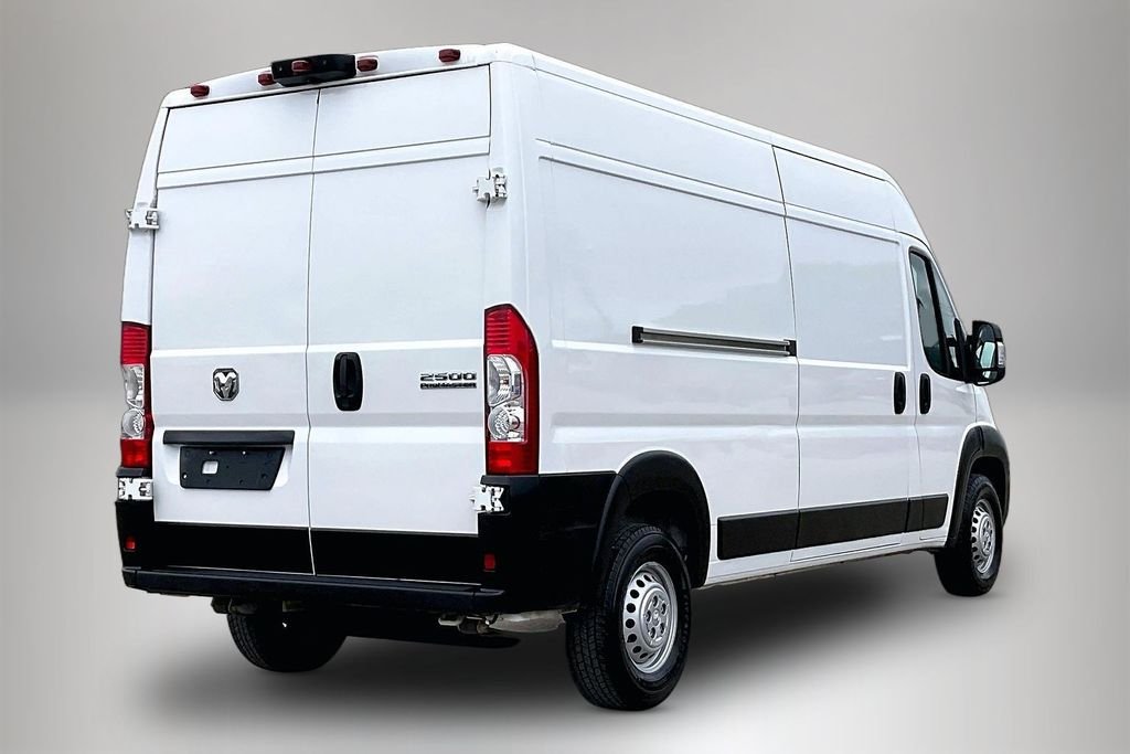 Used 2025 White Ram High Roof image 5