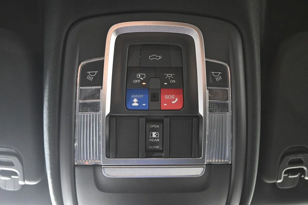 Used 2021 Blue Ram Laramie image 36