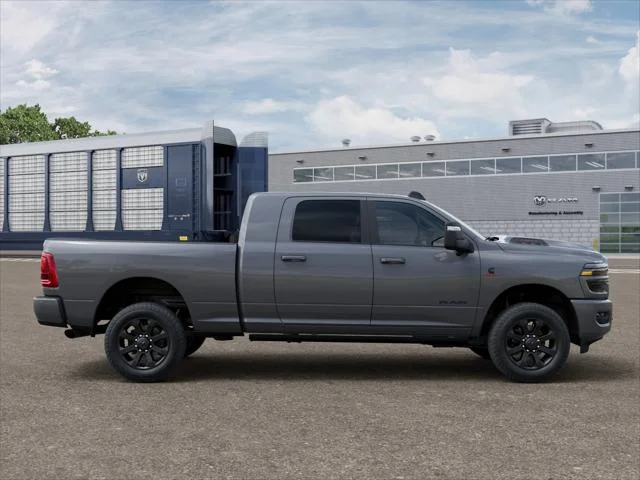 New 2026 Ceramic Gray Clear-Coat Exterior Paint RAM LARAMIE image 23