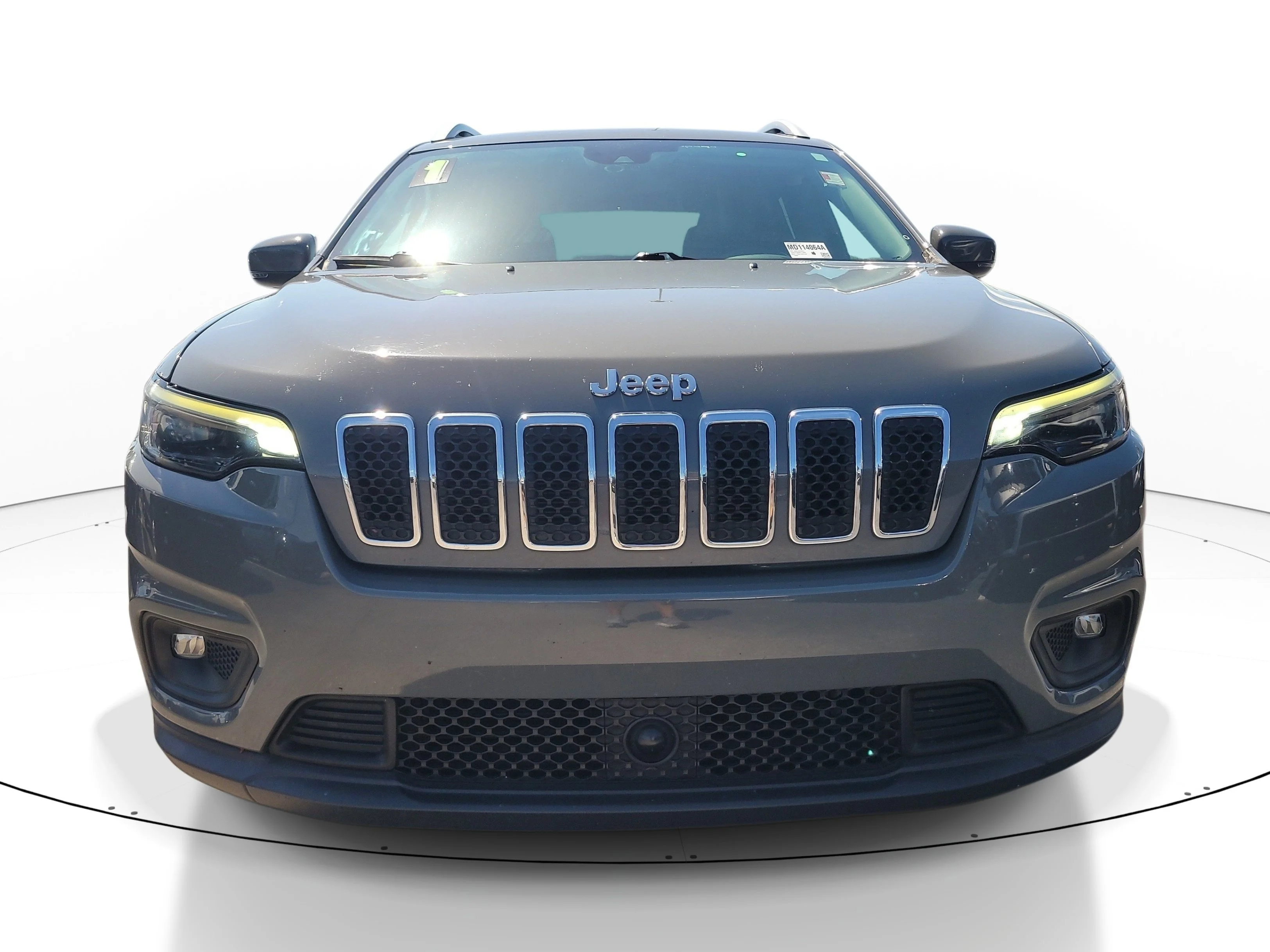 Used 2021 Sting-Gray Clearcoat Jeep Latitude Plus image 2