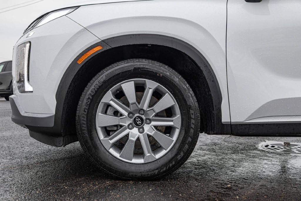 Certified Used 2024 White Hyundai SEL image 36
